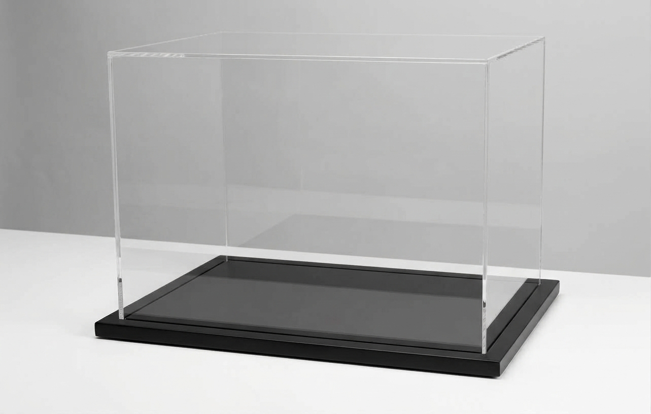 teca in metacrilato trasparente con base in legno laccato nero